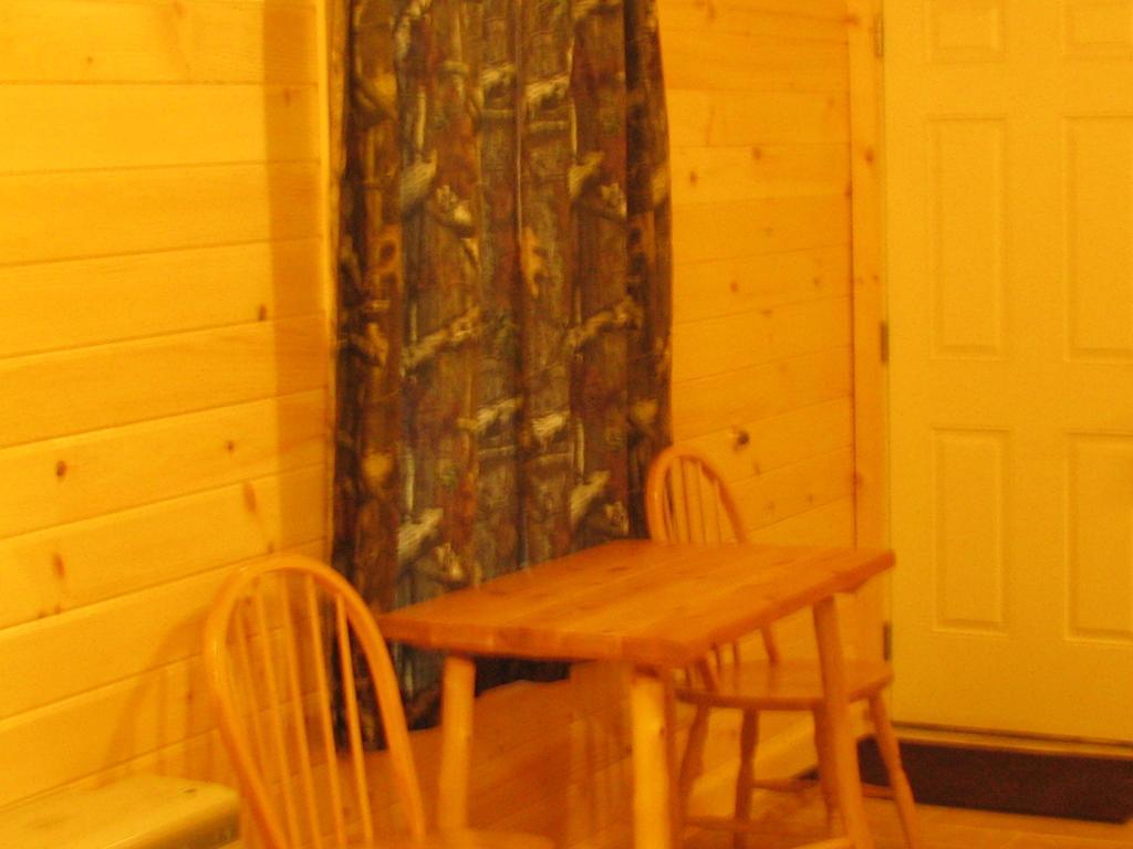 Pine Knoll Hotel Lakeside Lodge & Cabin Old Forge Habitación foto