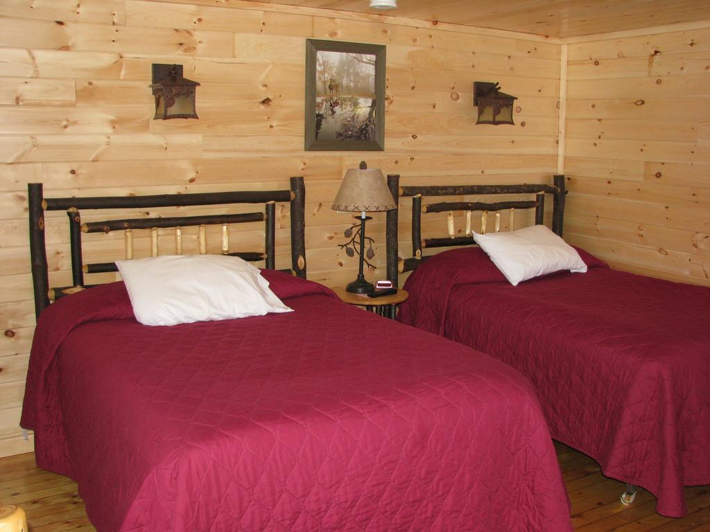 Pine Knoll Hotel Lakeside Lodge & Cabin Old Forge Habitación foto
